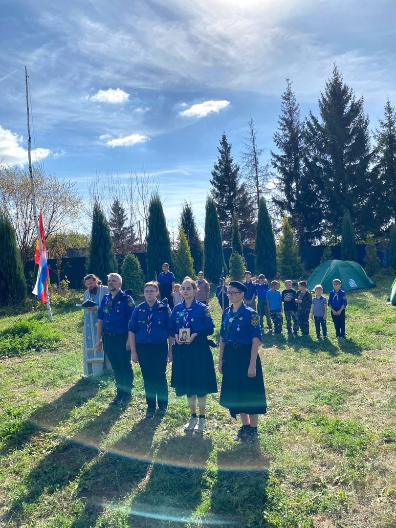 20-22 сентября на базе Ильинского храма с. Петровское прошел слёт отряда БПС им. патриарха Ермогена.
